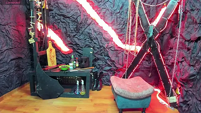 Vantablack Paar online show from April 2026 12:17:02 PM