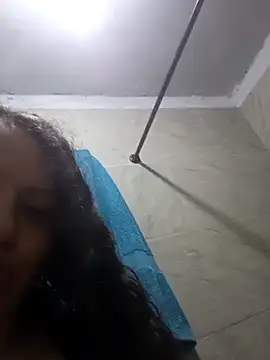 Snapshot of angelplu chatting on April 2026 06:48:02 PM angelplu online show from April 2026 06:48:02 PM