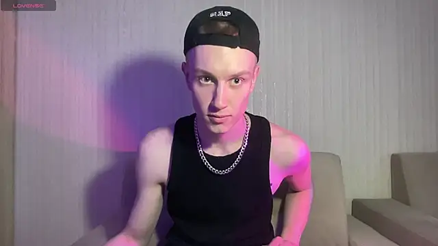 Travis Gracile online show from April 2026 09:19:02 AM