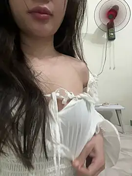 Snapshot of Neo-baby chatting on May 2026 03:17:01 PM Neo-baby online show from May 2026 03:17:01 PM