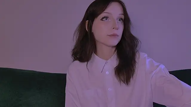 Snapshot of claire_bennett_ chatting on April 2026 01:23:02 AM claire bennett online show from April 2026 01:23:02 AM