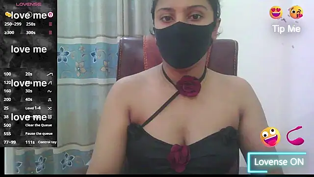 Snapshot of zareen_approach chatting on July 2026 11:36:02 AM zareen approach online show from July 2026 11:36:02 AM