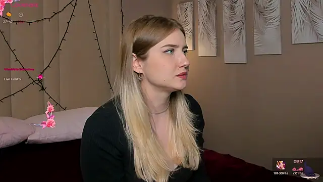 Snapshot of Liacandy_ chatting on April 2026 08:53:02 AM Liacandy online show from April 2026 08:53:02 AM