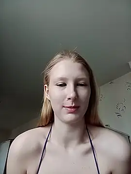 Snapshot of Tanya_Savel chatting on April 2026 01:21:02 AM Tanya Savel online show from April 2026 01:21:02 AM