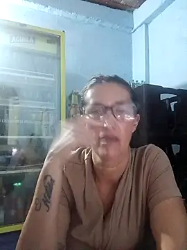 Snapshot of DulceM0609 chatting on April 2026 02:06:01 AM DulceM0609 online show from April 2026 02:06:01 AM