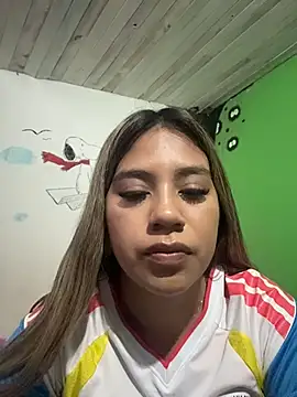 Snapshot of Kimmiebellarie chatting on June 2026 10:59:02 PM Kimmiebellarie online show from June 2026 10:59:02 PM