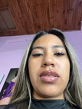 Snapshot of Kimmiebellarie chatting on July 2026 01:14:02 PM Kimmiebellarie online show from July 2026 01:14:02 PM