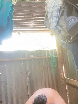 Snapshot of Mellvinn chatting on April 2026 05:51:02 PM Mellvinn online show from April 2026 05:51:02 PM