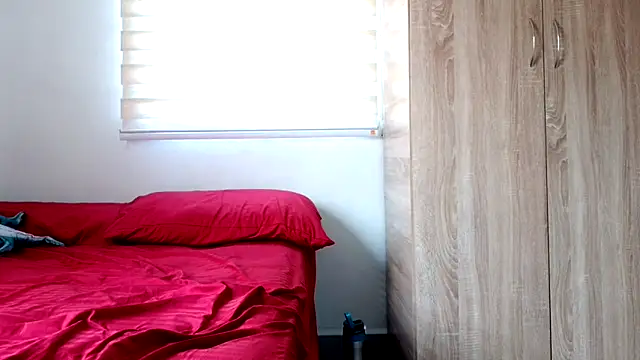 Snapshot of andrew_1520 chatting on November 2025 06:30:01 PM andrew 1520 online show from November 2025 06:30:01 PM