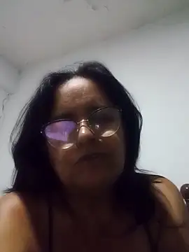 Snapshot of PienCanela chatting on May 2026 11:21:02 PM PienCanela online show from May 2026 11:21:02 PM