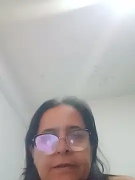 Snapshot of PienCanela chatting on May 2026 11:07:01 AM PienCanela online show from May 2026 11:07:01 AM