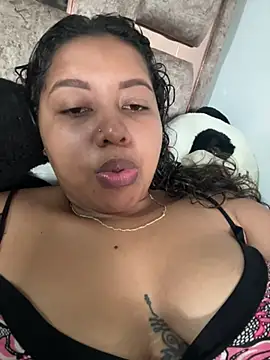 Snapshot of Ninibella chatting on June 2026 01:46:01 PM Ninibella online show from June 2026 01:46:01 PM