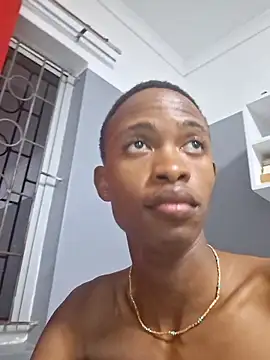 Snapshot of youngAndReckles chatting on April 2026 10:36:02 PM youngAndReckles online show from April 2026 10:36:02 PM