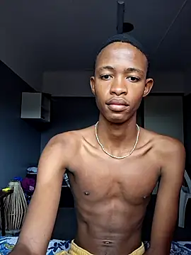 Snapshot of youngAndReckles chatting on April 2026 05:52:01 AM youngAndReckles online show from April 2026 05:52:01 AM