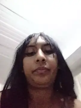 Snapshot of MELIZ_QUEEN chatting on May 2026 11:43:02 PM MELIZ QUEEN online show from May 2026 11:43:02 PM
