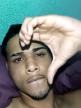 novinhokk22 online show from April 2026 05:48:02 PM