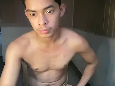 yourhotasian jhonpol16 online show from June 2026 04:10:01 AM
