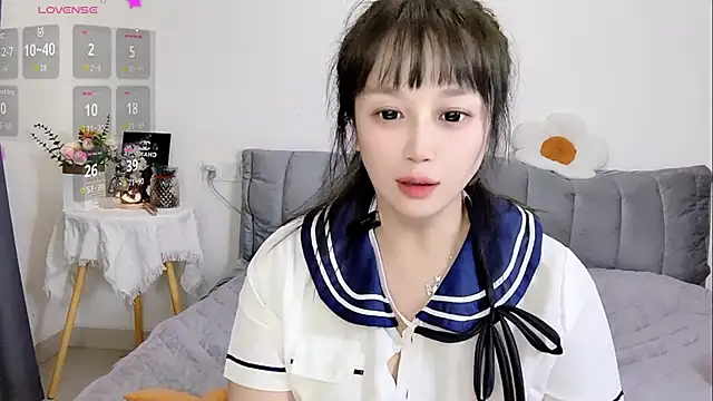 Niveas  online show from April 2026 02:50:02 AM