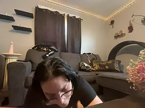 AmalaHexx online show from April 2026 11:16:01 PM