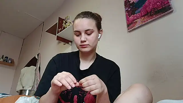 RoxanneStuard online show from April 2026 09:04:01 AM