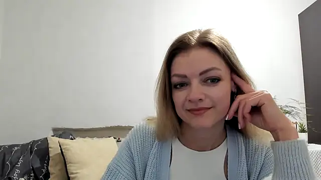Snapshot of Severina7 chatting on April 2026 07:58:01 PM Severina7 online show from April 2026 07:58:01 PM