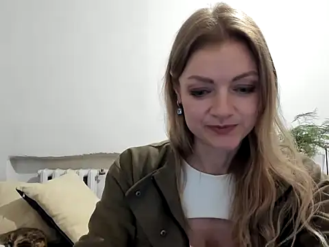 Snapshot of Severina7 chatting on April 2026 08:57:02 PM Severina7 online show from April 2026 08:57:02 PM