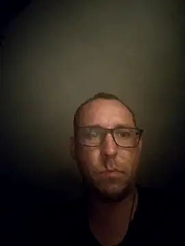 Snapshot of dmfv1288 chatting on April 2026 04:15:02 AM dmfv1288 online show from April 2026 04:15:02 AM