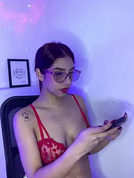 miss carly online show from June 2026 06:07:02 PM