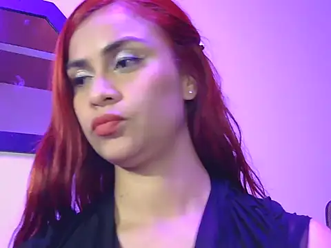 Snapshot of tinny_emiily chatting on May 2026 01:54:01 AM tinny emiily online show from May 2026 01:54:01 AM