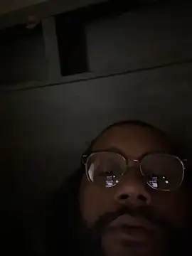 Snapshot of DYnastywatchOut chatting on April 2026 04:36:02 PM DYnastywatchOut online show from April 2026 04:36:02 PM