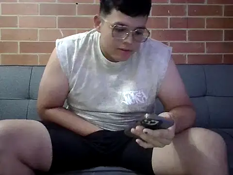 steef0  online show from April 2026 05:24:02 AM