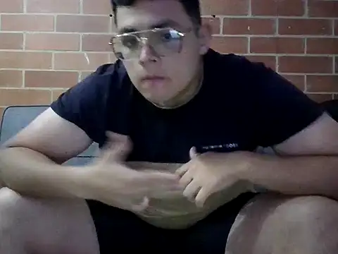 steef0  online show from April 2026 03:18:02 AM