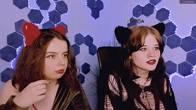 Snapshot of nikki_kiss_ chatting on May 2026 09:18:02 AM nikki kiss online show from May 2026 09:18:02 AM