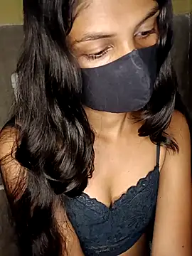 Snapshot of Miruhot chatting on April 2026 06:47:01 PM Miruhot online show from April 2026 06:47:01 PM