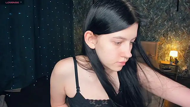 Snapshot of EstelaSuppa chatting on July 2026 06:37:02 AM EstelaSuppa online show from July 2026 06:37:02 AM