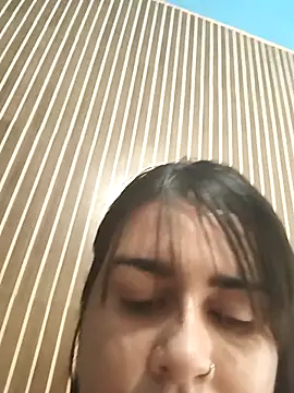 Snapshot of Luna-elle chatting on April 2026 04:14:01 PM Luna-elle online show from April 2026 04:14:01 PM