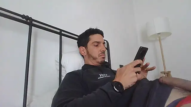 Snapshot of Bucefalo2024 chatting on April 2026 06:58:02 AM Bucefalo2024 online show from April 2026 06:58:02 AM