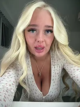 Snapshot of Vanillaheavennn chatting on April 2026 07:58:02 PM Vanillaheavennn online show from April 2026 07:58:02 PM