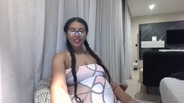 Arabigoddess online show from May 2026 08:44:02 AM