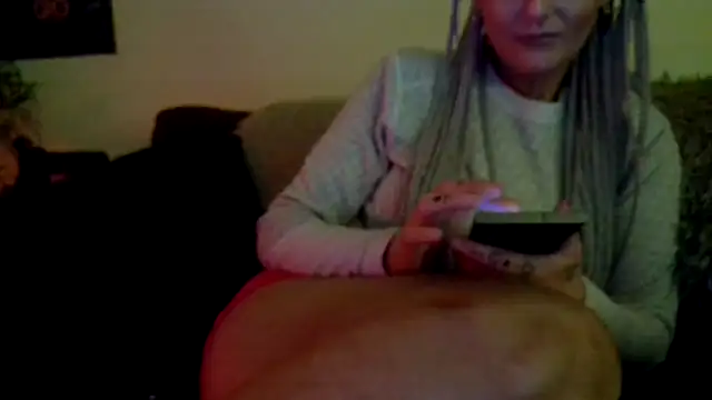 shyhornymommy online show from May 2026 11:55:01 PM