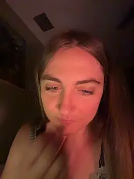 prettykitttty online show from April 2026 02:51:02 AM