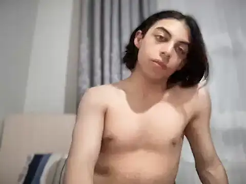 Snapshot of turkishtwunk chatting on April 2026 09:31:01 PM turkishtwunk online show from April 2026 09:31:01 PM