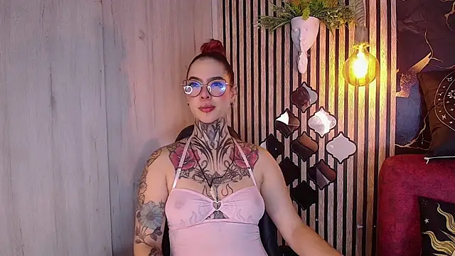 Snapshot of Atenea_Red chatting on May 2026 10:06:02 PM Atenea Red online show from May 2026 10:06:02 PM