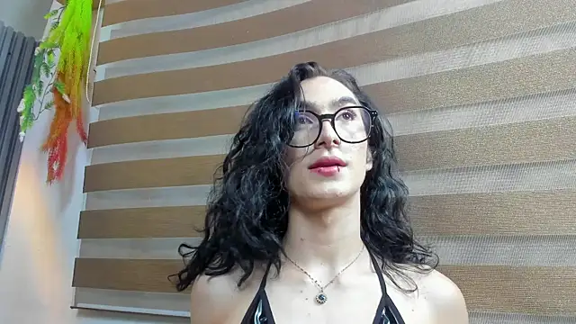Snapshot of Shammy_rosse chatting on July 2026 02:48:02 AM Shammy rosse online show from July 2026 02:48:02 AM