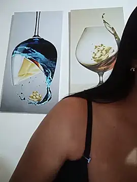 Silvana2927 online show from May 2026 05:05:01 AM