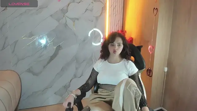 Snapshot of Cherry_tf chatting on April 2026 04:07:02 AM Cherry tf online show from April 2026 04:07:02 AM