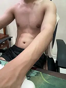felixox25 online show from May 2026 07:05:01 AM