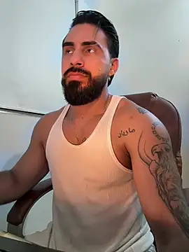 Snapshot of Ryan_Black3 chatting on May 2026 01:02:04 AM Ryan Black3 online show from May 2026 01:02:04 AM