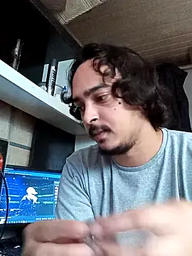 Snapshot of Ale94xxx chatting on April 2026 04:35:01 PM Ale94xxx online show from April 2026 04:35:01 PM