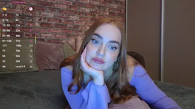 Snapshot of LeryKiss chatting on April 2026 01:37:02 PM LeryKiss online show from April 2026 01:37:02 PM